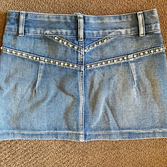 Embellished jean miniskirt 🐳 - Picture 4 of 5